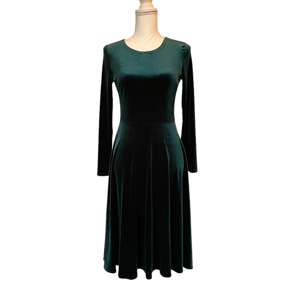 Enme Emerald Green Stretch Velvet Fit and Flare Long Sleeve Dress Women’s Small - Picture 7 of 14